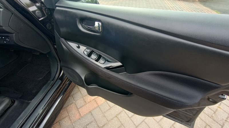 Ucs Stockport Nissan Leaf (13)